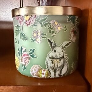 Bath & Body Works Sweet Carrot Cake 3 Wick Candle